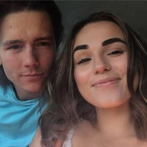 Meet your Posher, Kendra